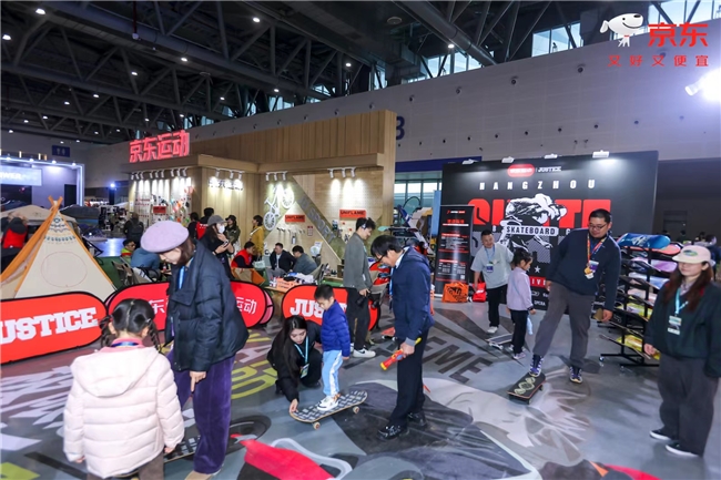 京东运动携“欧洲帐篷之王” Hilleberg首次参展CLE2025，带来最新旗舰款商品
